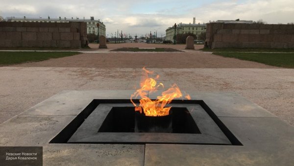 Марсово поле Санкт-Петербург мемориал