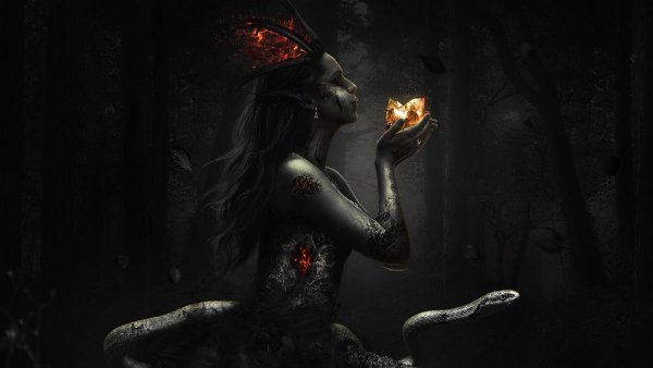 Ведьма со змеей