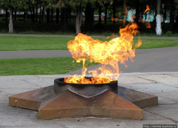 Мемориал славы вечный огонь Владикавказ