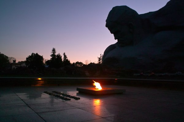 Брест Брестская крепость вечный огонь