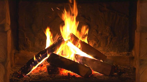 Огонь в камине