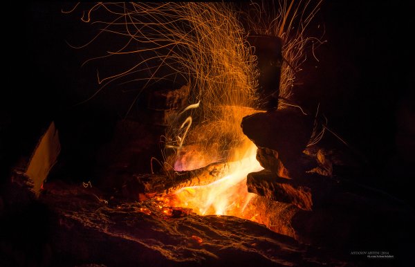 Тень от костра