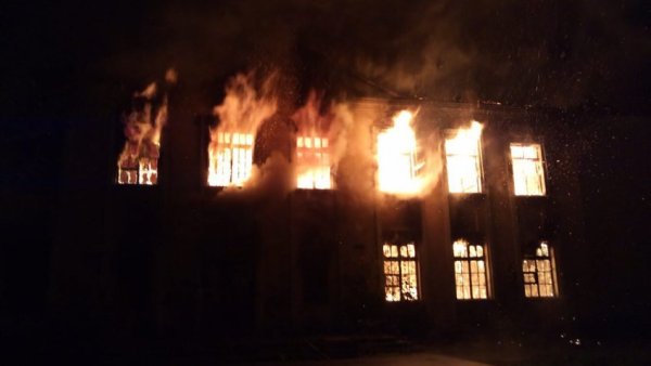 Пожар в школе СПБ