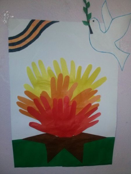 Коллективная поделка к Дню Победы