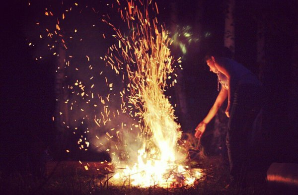 Искры костра