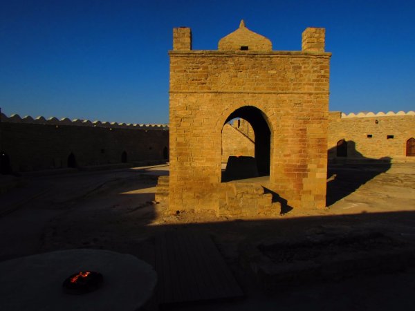 Сураханы храм огнепоклонников