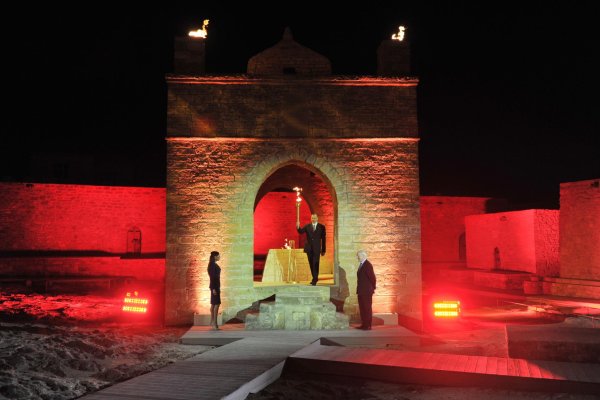 Храм огня Атешгях в Баку