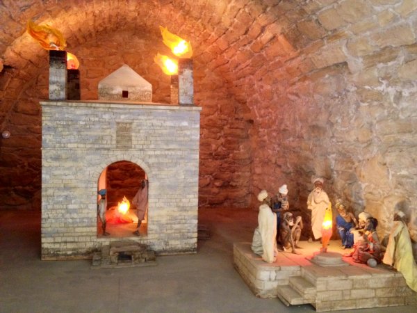 Храм вечного огня Атешгях