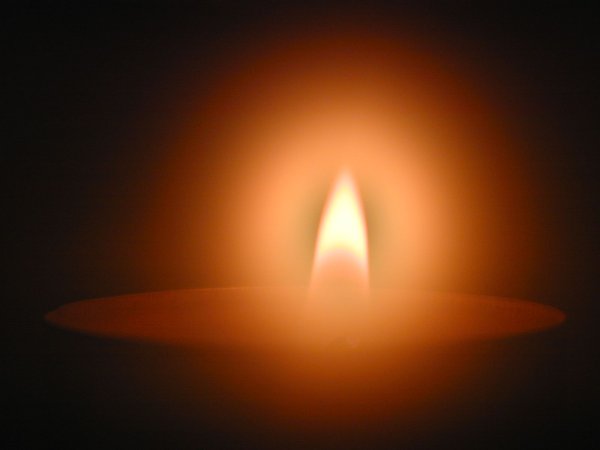 Свет от огня