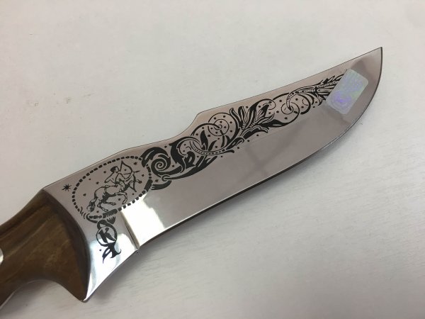 Гравировка на ноже
