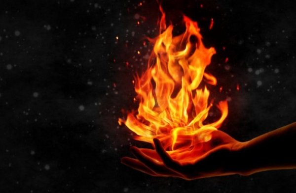 Огненная рука