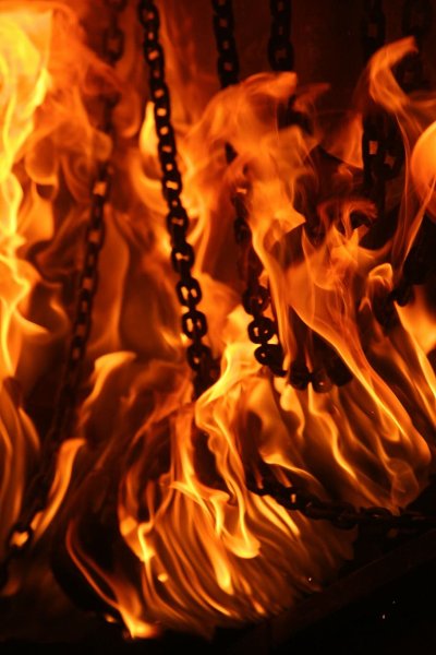 Горячий огонь