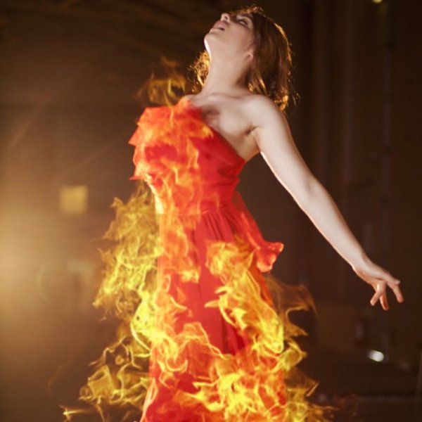 Огненная Китнисс Эвердин