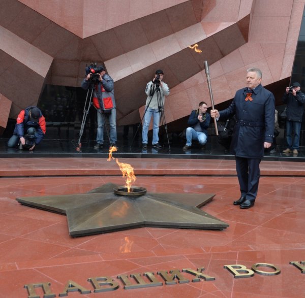 Мемориальный комплекс вечный огонь Хабаровск