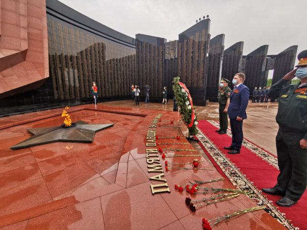Хабаровск вечный огонь площадь славы