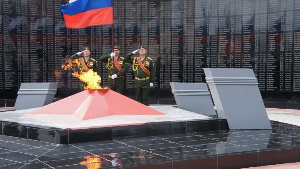 Монумент славы Хабаровск