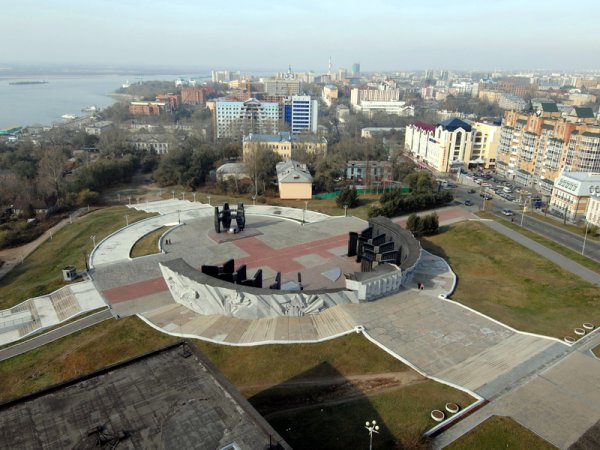 Мемориал на площади славы в Хабаровске