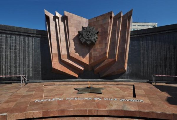 Хабаровск вечный огонь площадь славы