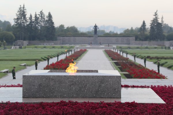 Мемориал на Пискаревском кладбище