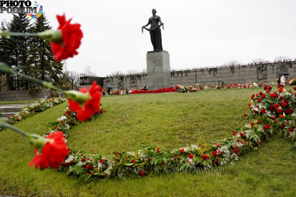 Пискарёвское кладбище в Ленинграде