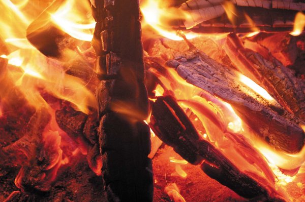 Разжечь огонь