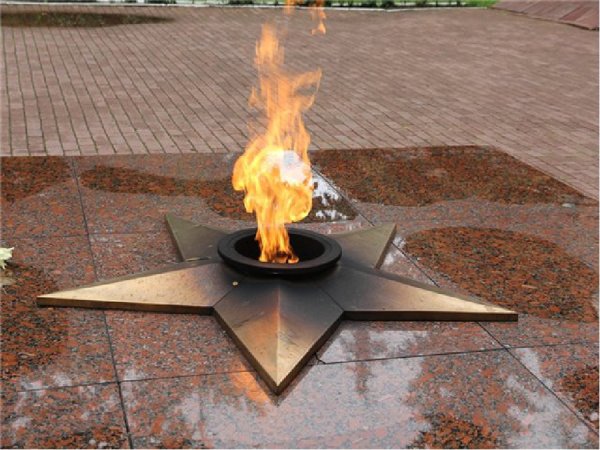 Памятник Победы Пенза вечный огонь