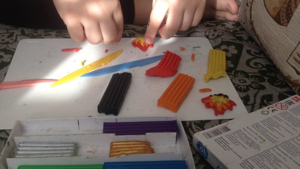 Пламя из пластилина