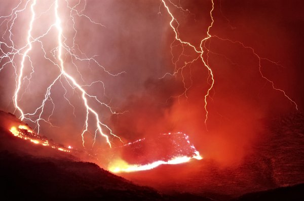 Пожар от молнии