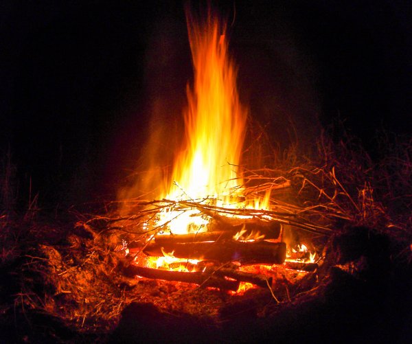 Красивый костер
