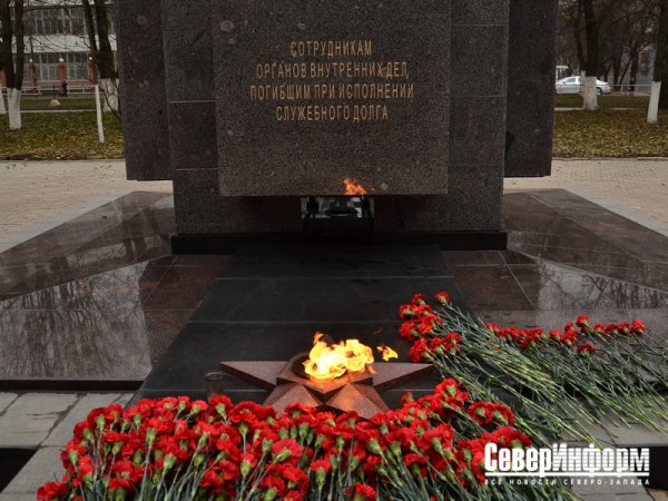 Мемориал вечный огонь Вологда