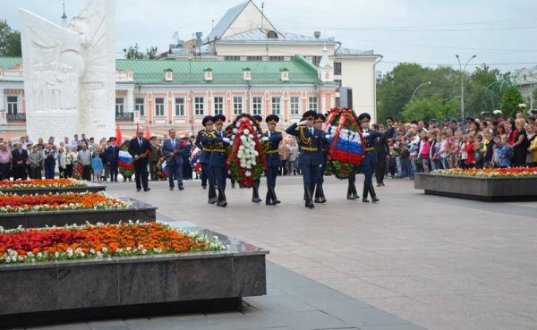 Вологда площадь революции вечный огонь