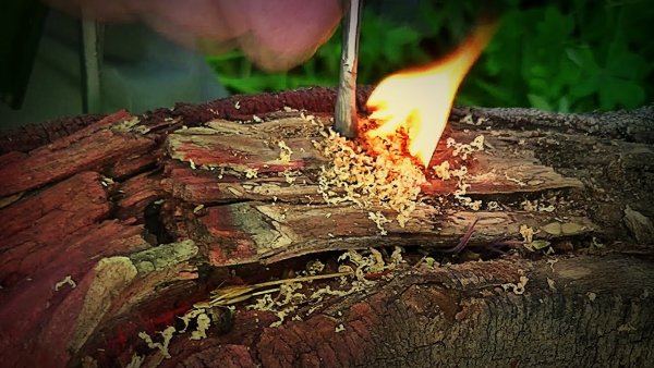 Кресало для разжигания огня