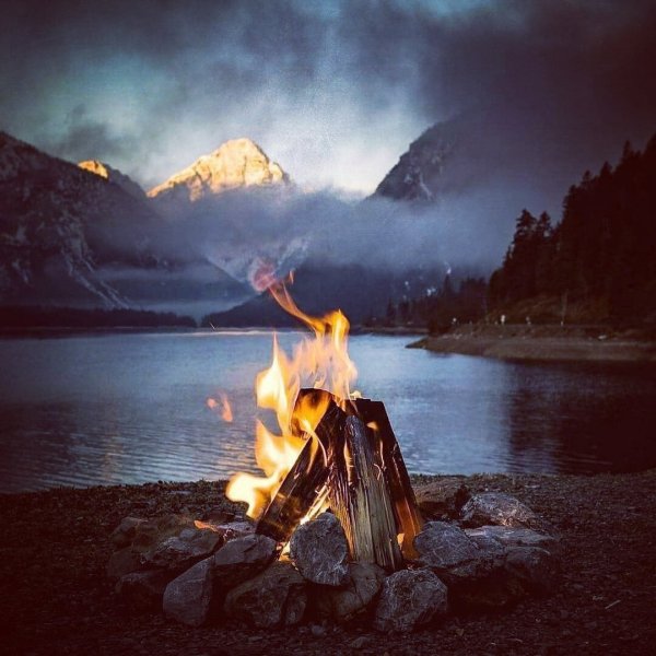 Костер на природе