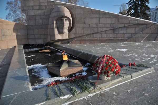 Самара вечный огонь Церковь