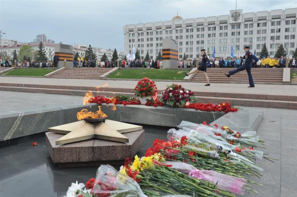 Вечный огонь Самара площадь