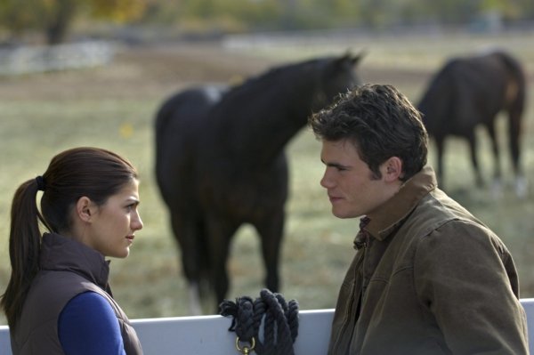 Сериал дикий огонь Wildfire