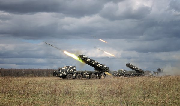 Артиллерия Торнадо РСЗО