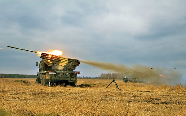 БМ-21 град залп