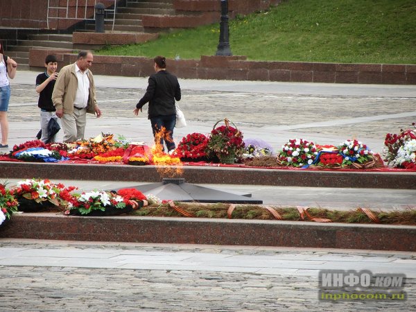 Вечный огонь на Поклонной горе Мединский