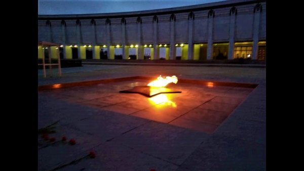 Вечный огонь на Поклонной горе
