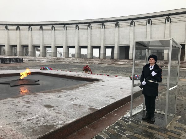 Музей Победы на Поклонной горе вечный огонь