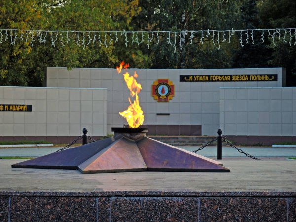 Мемориальный комплекс вечный огонь Йошкар Ола