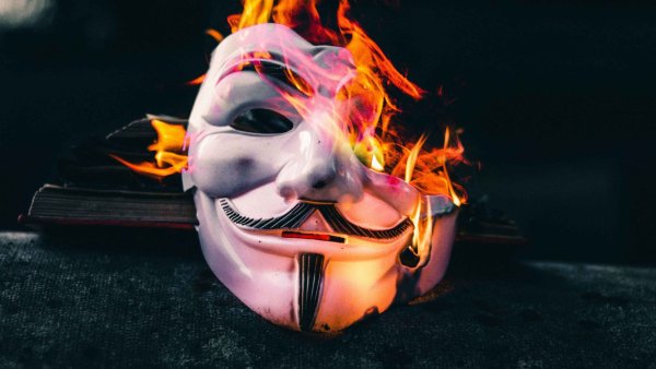 Огненная маска