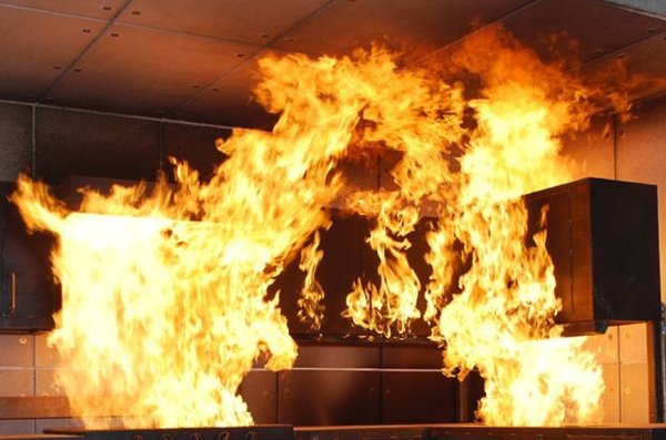 Пожар в комнате