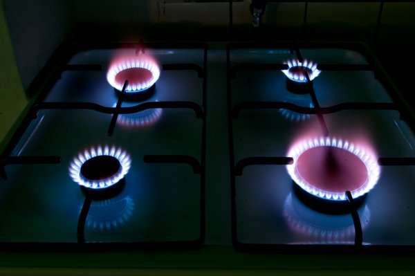 Горящие газовые конфорки
