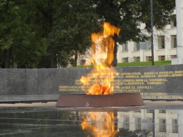 Вечный огонь Нижний Новгород Кремль