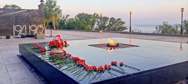 Нижегородский Кремль вечный огонь Нижний Новгород