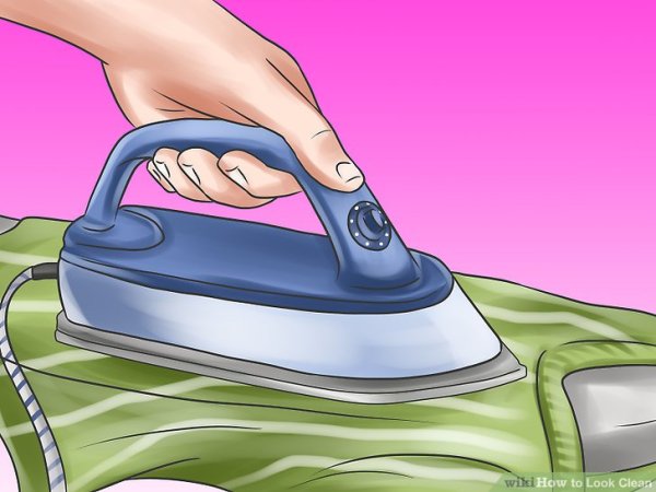 Утюг на доске