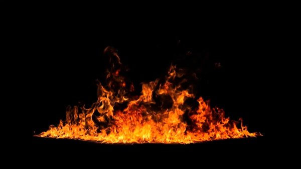 Пламя на черном фоне