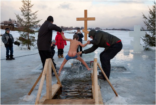 Елена Потанина купание в проруби